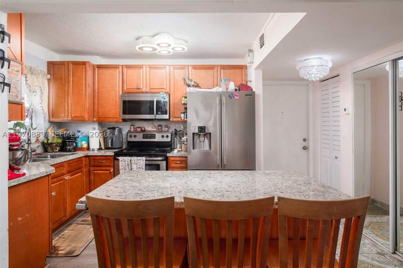 2 bedroom Condominium at 16450 Miami Dr 503, Three Seasons Condominium, North Miami Beach — photo 5