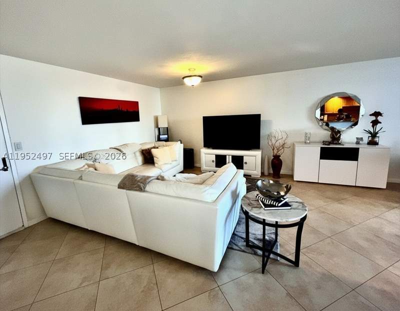 2 bedroom Condominium at 2401 Collins Ave 509, The Riviera Condo, Miami Beach — photo 3