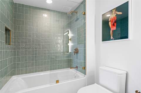 159 NE 6th St 2707, Miami FL - photo 13 of 31