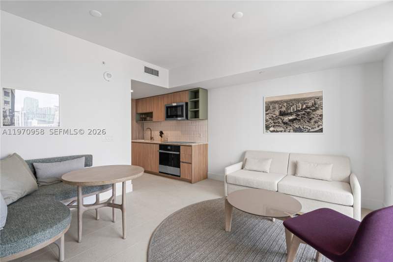 1 bedroom Condominium at 159 NE 6th St 2707, 159 NE 6th Street Condo, Miami — photo 2