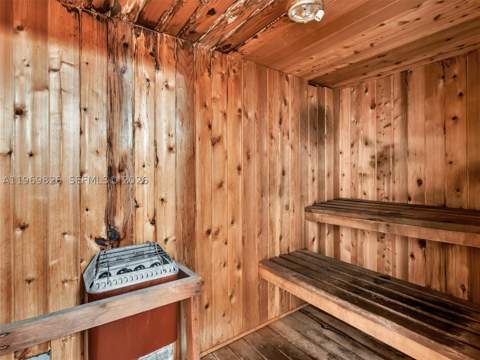 401 Ocean Dr 1007, Miami Beach FL - photo 23 of 33
