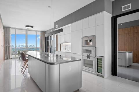 16901 Collins Ave 2503, Sunny Isles Beach FL - photo 10 of 30