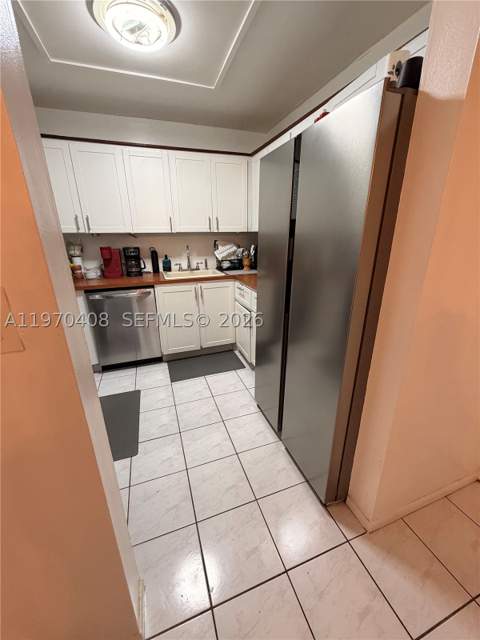 16851 NE 23rd Ave B304, North Miami Beach FL - photo 11 of 20