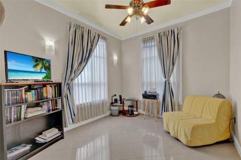 7400 W 20th Ave 402, Hialeah FL - photo 12 of 29