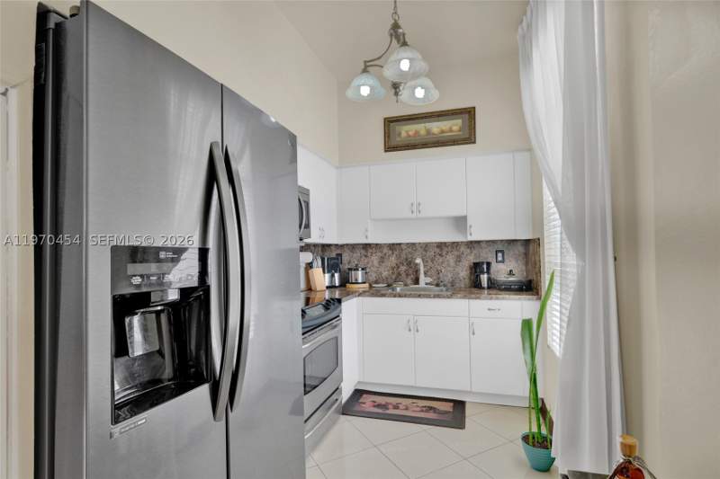 2 bedroom Condominium at 7400 W 20th Ave 402, Royal Palms Condo, Hialeah — photo 4