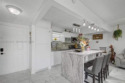 399 NW 72nd Ave 320, Miami FL - photo 7 of 21