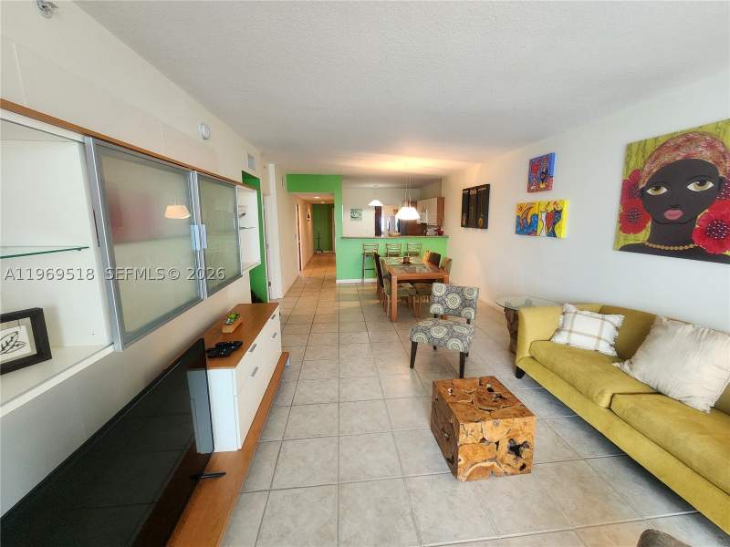 2 bedroom Condominium at 18100 N Bay Rd Ph7, Marina Bay Club, Sunny Isles Beach — photo 3