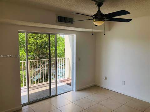 8260 SW 210th St 210, Cutler Bay FL - photo 8 of 23