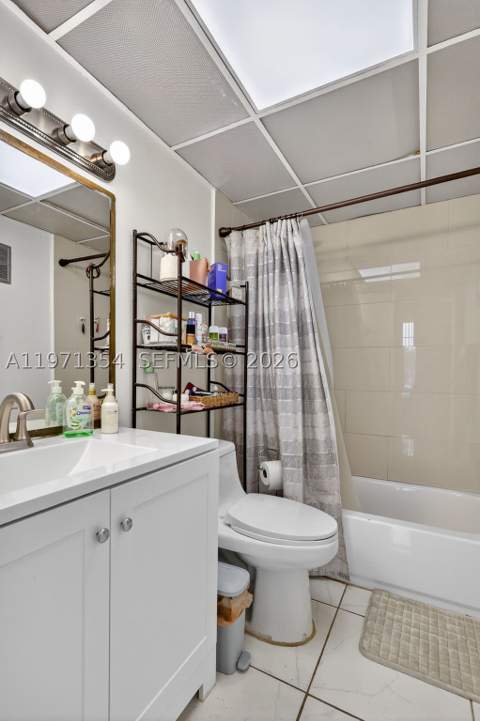 9678 Fontainebleau Blvd 410, Miami FL - photo 21 of 35