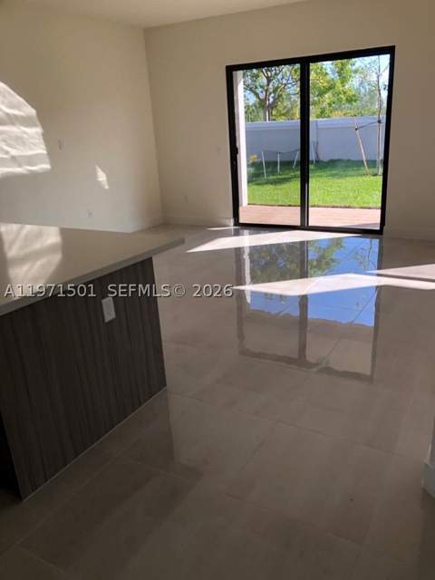 16045 NW 87th Ct, Miami Lakes FL - photo 11 of 12
