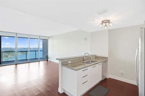 601 NE 36th St 1908, Miami FL - photo 16 of 57