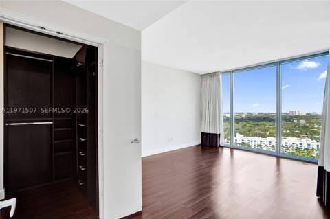 601 NE 36th St 1908, Miami FL - photo 6 of 57