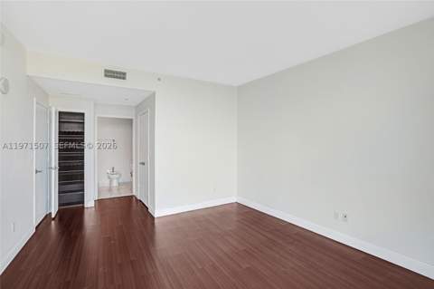 601 NE 36th St 1908, Miami FL - photo 9 of 57