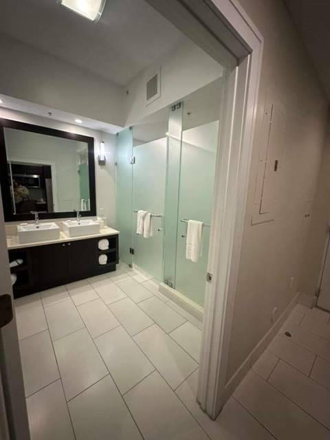 5300 NW 87th Avenue 706, Miami FL - photo 10 of 13