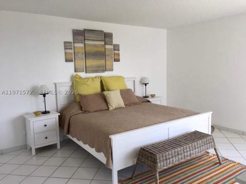 100 Bayview Dr 516, Sunny Isles Beach FL - photo 15 of 43