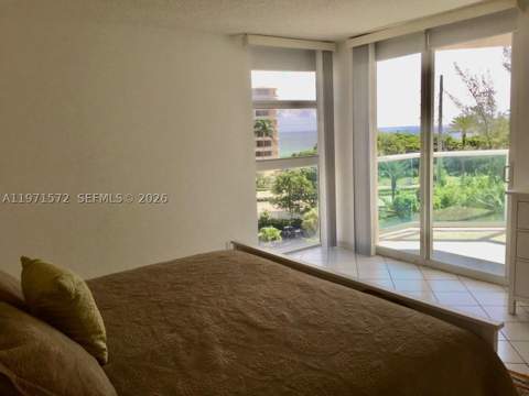 100 Bayview Dr 516, Sunny Isles Beach FL - photo 16 of 43