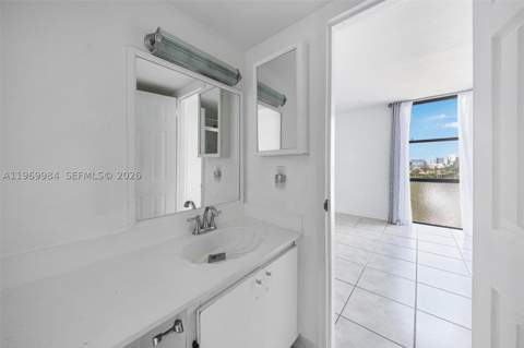 2350 NE 135th St 811, North Miami FL - photo 21 of 51