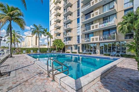 2350 NE 135th St 811, North Miami FL - photo 6 of 51