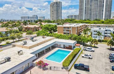 3551 NE NE 169 St. Apt.A.303, North Miami Beach FL - photo 14 of 20