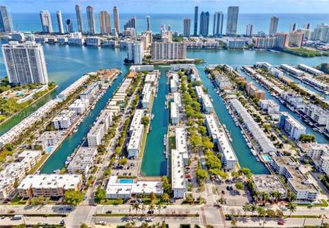 3551 NE NE 169 St. Apt.A.303, North Miami Beach FL - photo 16 of 20