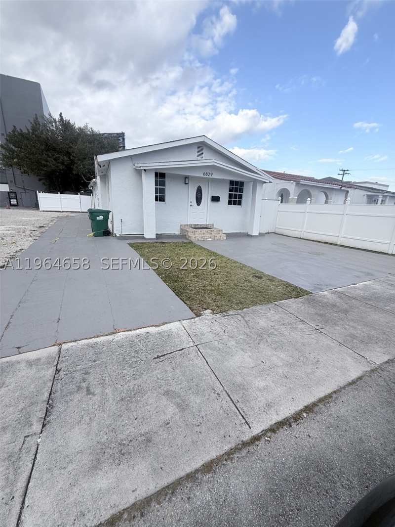 4 bedroom SingleFamilyResidence at 6829 SW 25th St, Central Manor Sec 1, Miami — photo 1