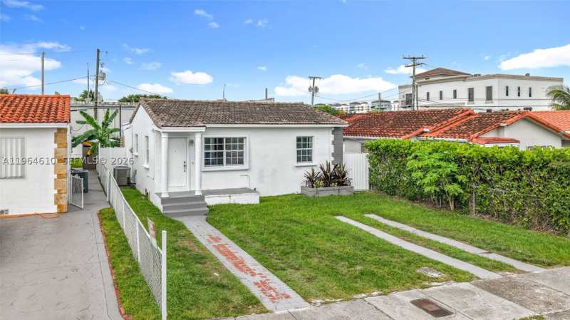3 bedroom SingleFamilyResidence at 6819 SW 25th St, Central Manor Sec 1, Miami — photo 1