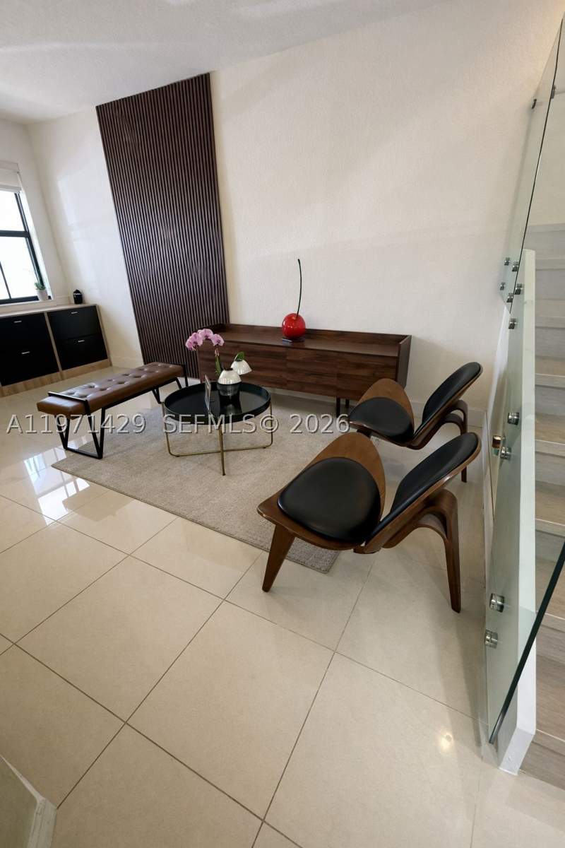 3 bedroom SingleFamilyResidence at 10255 NW 89th Ter, Grand Bay North, Doral — photo 3