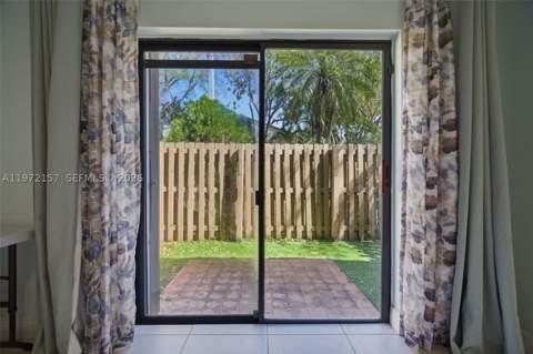 11483 SW 109th Rd 2F, Miami FL - photo 21 of 41