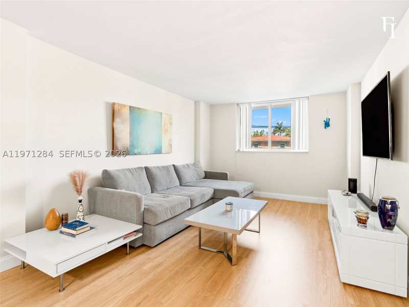 2 bedroom Condominium at 1251 NE 108th St 108, Harbour Pointe Of Miami C, Miami — photo 1