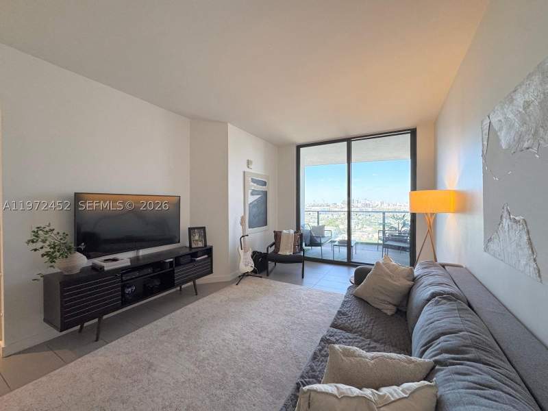 1 bedroom Condominium at 1600 NE 1st Ave 1014, Canvas Condo, Miami — photo 4