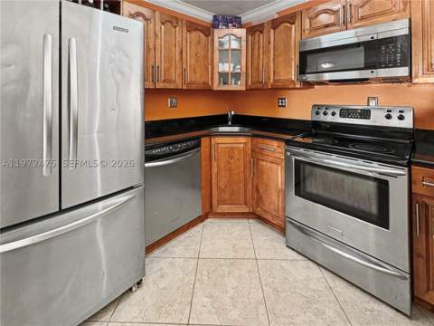 9417 SW 76th St X36, Miami FL - photo 6 of 10