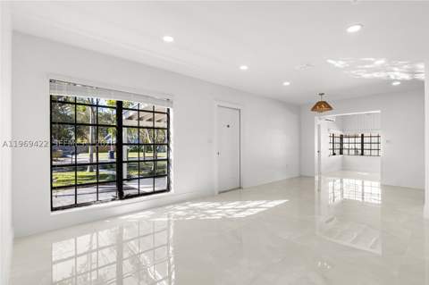 9241 Marine Dr, Cutler Bay FL - photo 8 of 39