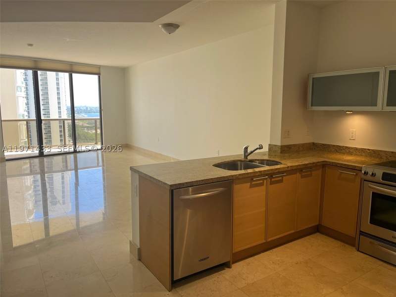1 bedroom Condominium at 16275 Collins Ave 2603, Sayan Condo, Sunny Isles Beach — photo 5