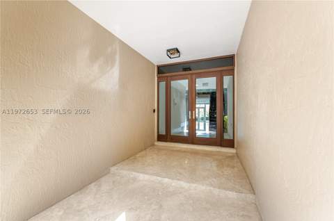 5990 Paradise Point Dr, Palmetto Bay FL - photo 12 of 83