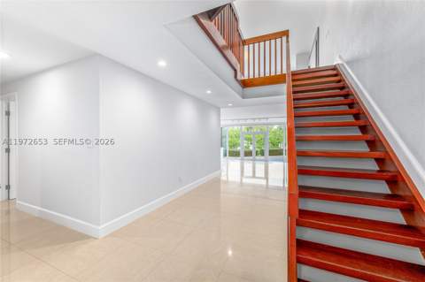 5990 Paradise Point Dr, Palmetto Bay FL - photo 23 of 83