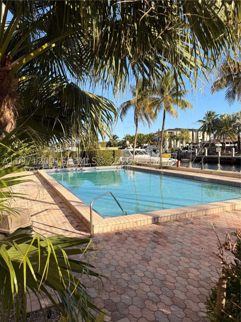 2 bedroom Condominium at 2350 NE 135th St 503, Vecino Del Mar Condo, North Miami — photo 2