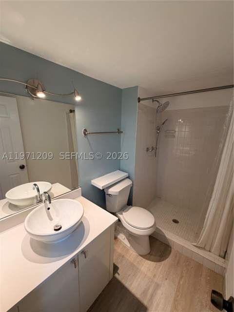 2350 NE 135th St 503, North Miami FL - photo 24 of 27