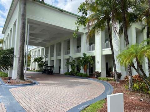 5300 NW 87th Ave 316, Doral FL - photo 10 of 40