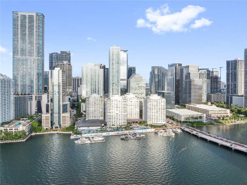 3 bedroom Condominium at 905 Brickell Bay Dr 230, Four Ambassadors Condo, Miami — photo 1
