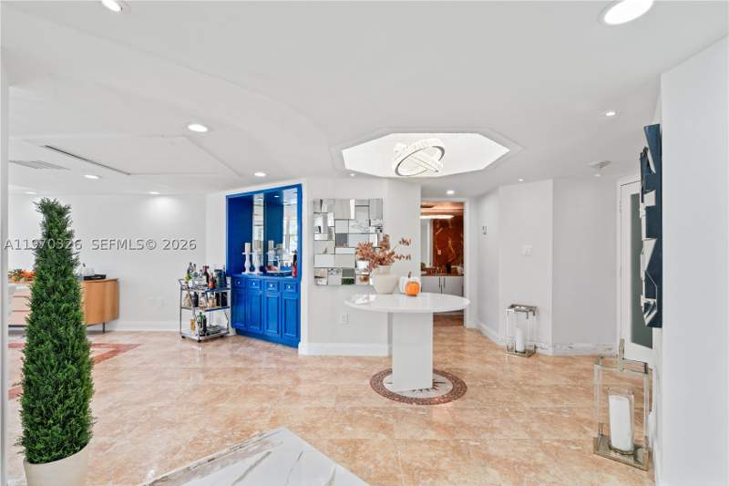 3 bedroom Condominium at 905 Brickell Bay Dr 230, Four Ambassadors Condo, Miami — photo 3