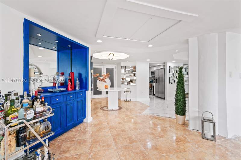 3 bedroom Condominium at 905 Brickell Bay Dr 230, Four Ambassadors Condo, Miami — photo 4