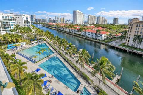 2950 NE 188th St 534, Aventura FL - photo 23 of 41