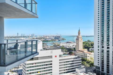 851 NE 1st Ave 1712, Miami FL - photo 15 of 82