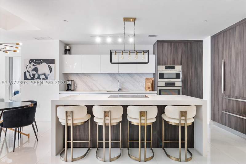 3 bedroom Condominium at 851 NE 1st Ave 1712, Paramount Miami Worldcent, Miami — photo 3