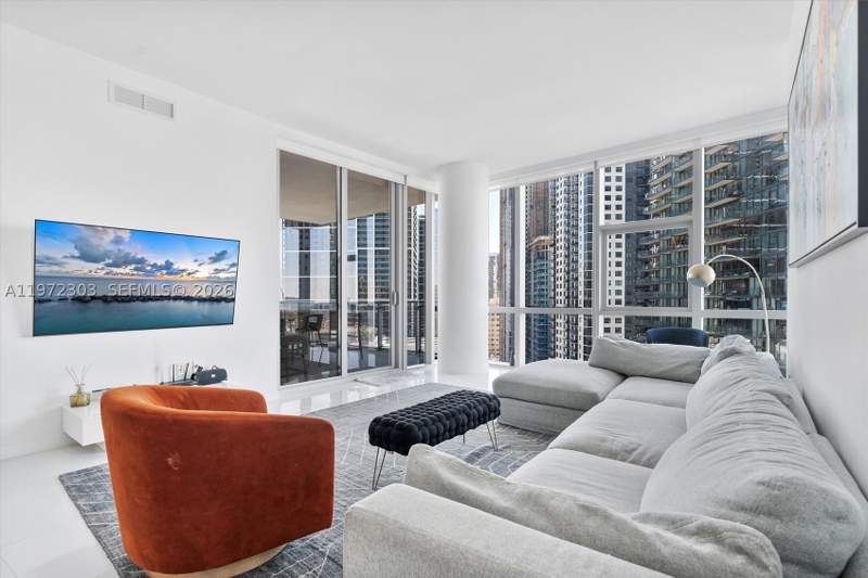 3 bedroom Condominium at 851 NE 1st Ave 1712, Paramount Miami Worldcent, Miami — photo 5