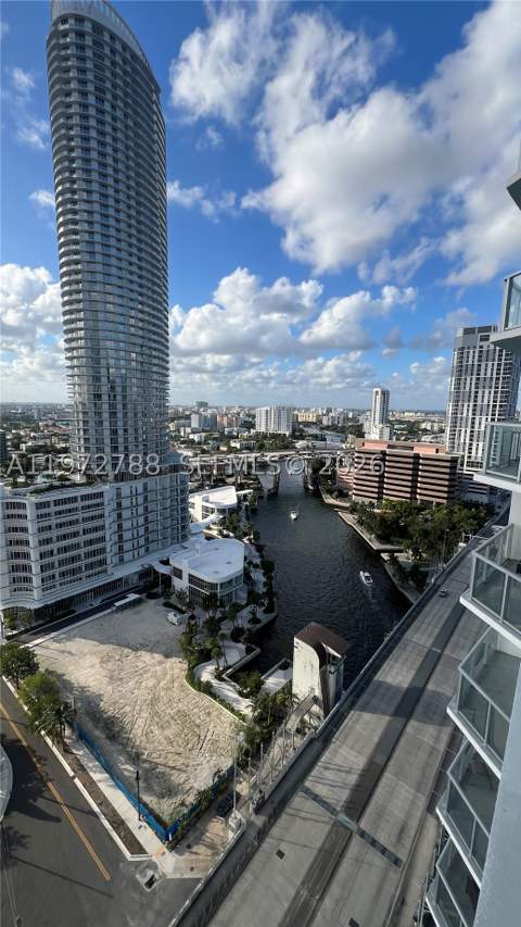 185 SW 7th St 2202, Miami FL - photo 14 of 21