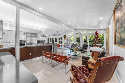 12950 SW 67th Ave, Pinecrest FL - photo 17 of 43