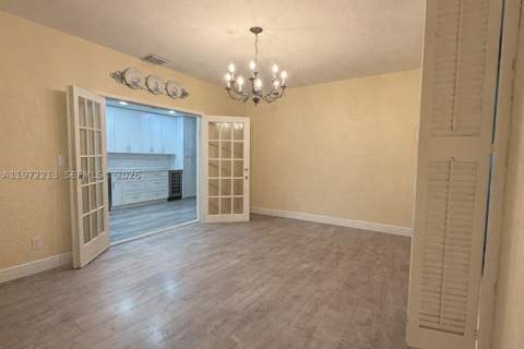 6311 La Gorce Dr, Miami Beach FL - photo 11 of 13