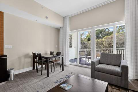 5300 NW 87th Avenue 1215, Doral FL - photo 8 of 28