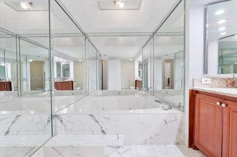 20191 E Country Club Dr 510, Aventura FL - photo 16 of 46